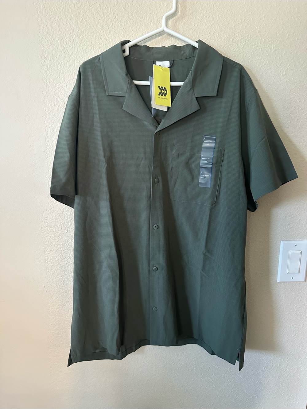 All in Motion Men's Short Sleeve Collar Shirt - Olive Green size L/ NWT 1205